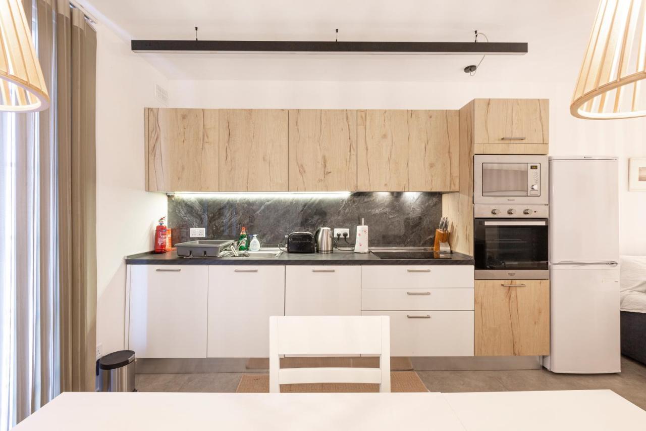 Location! Cozy 1-br Flat Appartement *